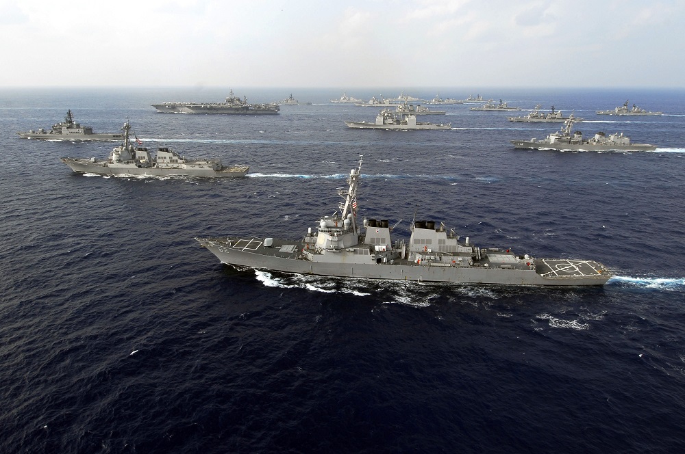 http://syrianfreepress.files.wordpress.com/2013/09/us_navy_071116-n-6106r-369_american_and_japan_maritime_self-defense_forces_1000.jpg