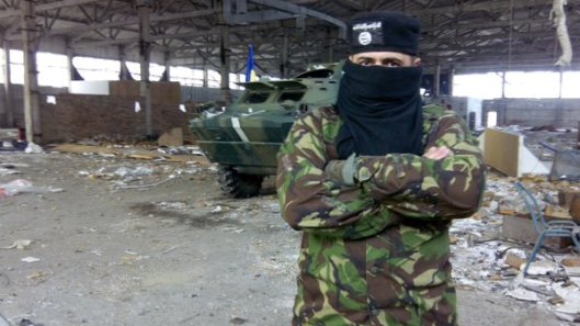 NATO-puppet Azov Battalion Wears Daesh Insignia-2